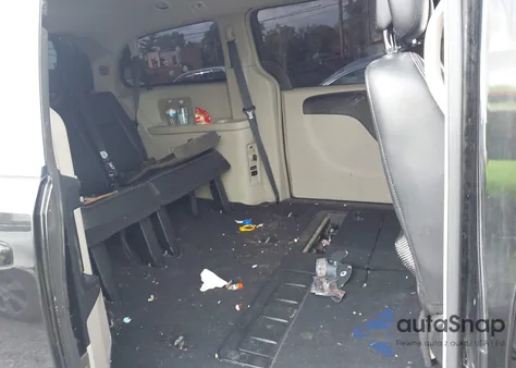 2014 Chrysler Town & Country Touring from USA, damaged, VIN 2C4RC1BG7ER227889